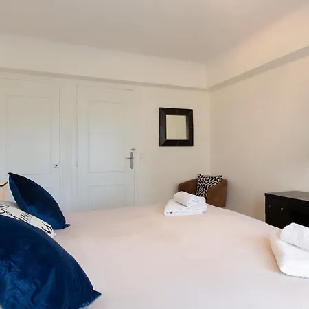 2-br 2 Min From The Beaches 칸느