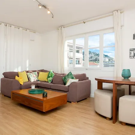 2-br 2 Min From The Beaches 칸느