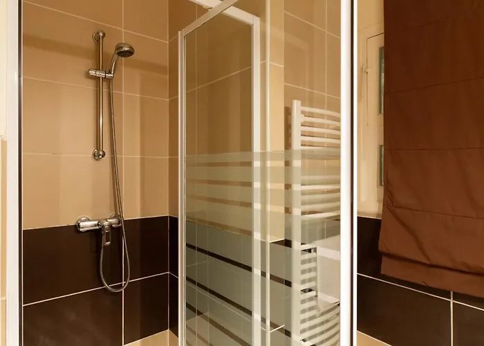 2-br 2 Min From The Beaches Lägenhet Cannes